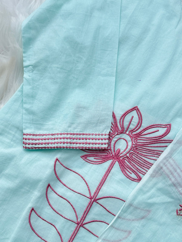 Pure Mul Cotton Embroidered Kurti Set – Elegant Everyday Ethnic Wear