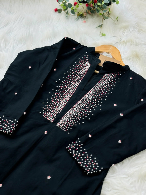 Premium Mul Cotton Handwork Kurti Set – French Knot Detailing